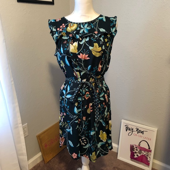 LOFT Dresses & Skirts - LOFT Floral Dress
